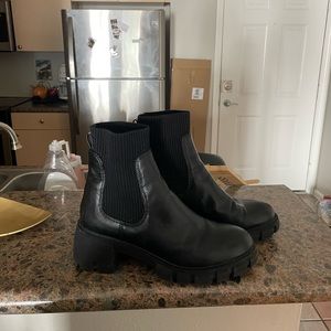 Steve Madden Boots